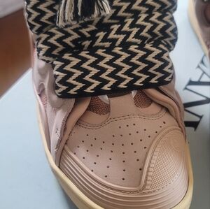 Lanvin men shoes, like brand new worn for 2hrs only. No scuffs, scratches,